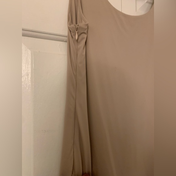 Soft and smooth BOA midi dress - Picture 5 of 8